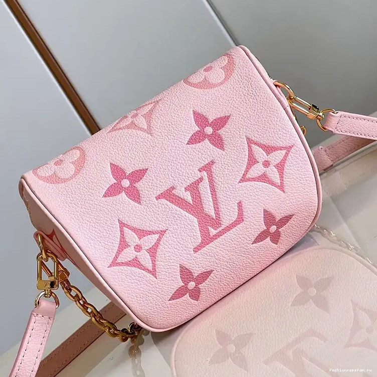 Fashionrepsfam ru LV 2306YA0027 Bag 0814
